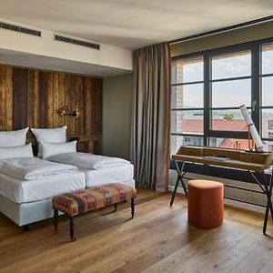 Loft Suite